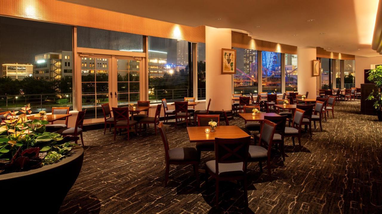 Hotel Intercontinental Yokohama Grand By Ihg Exteriér fotografie The Club Lounge at the Renaissance Hotel